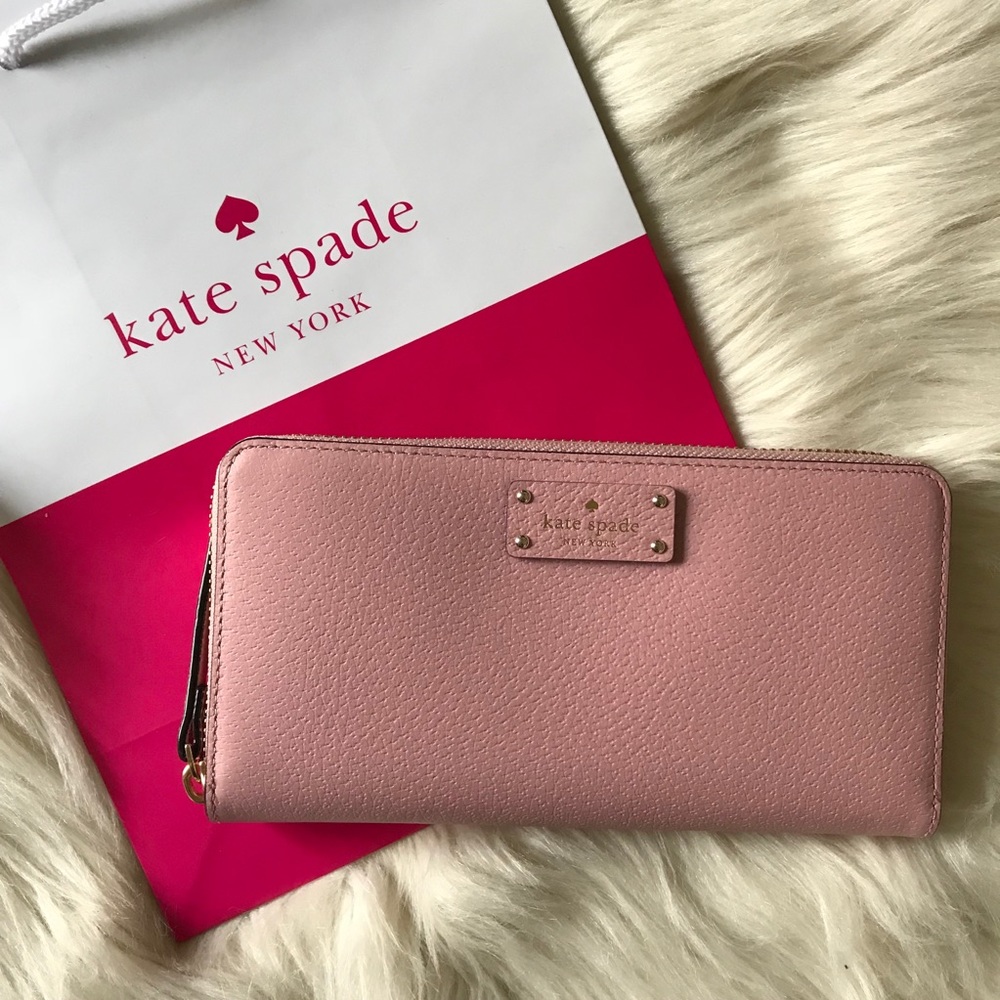 Kate Spade Zip Around Wallet